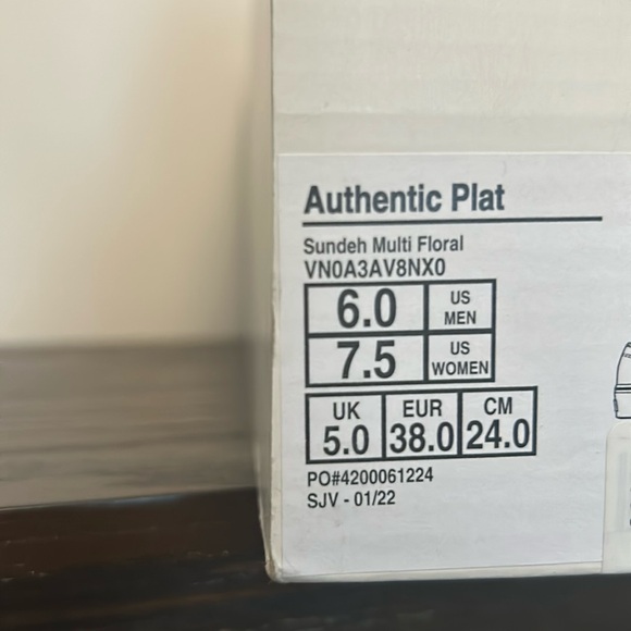 NEW VANS Authentic Platform 2.0 Sunday Best X Vans Aritzia - Picture 4 of 9